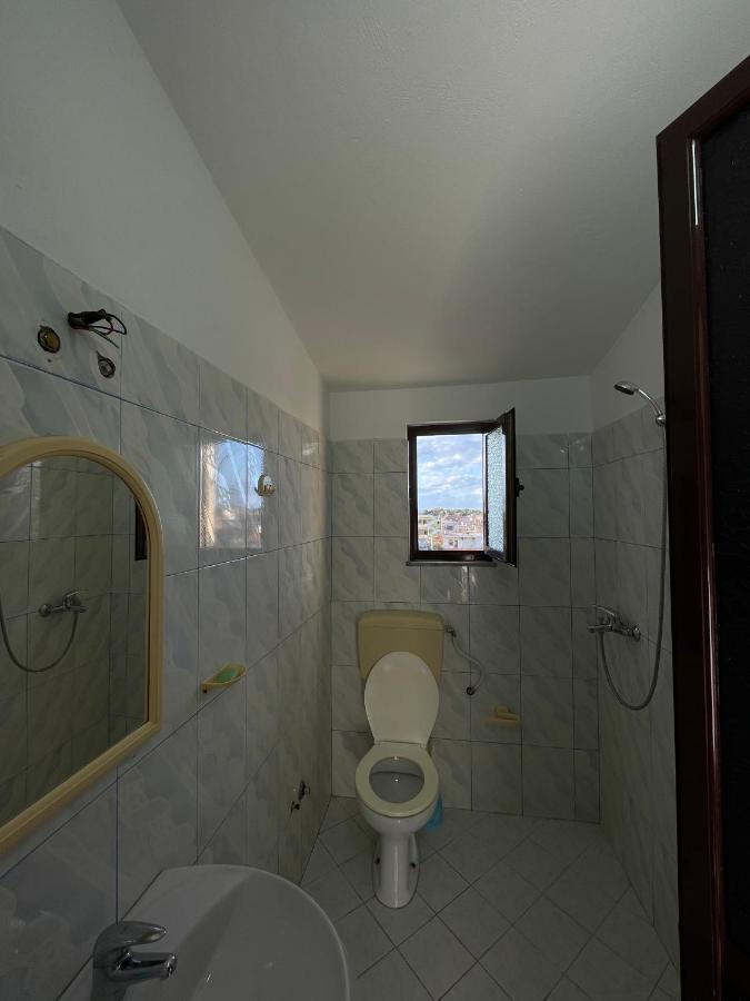 vila Osmenaj rent room Vlorë Buitenkant foto